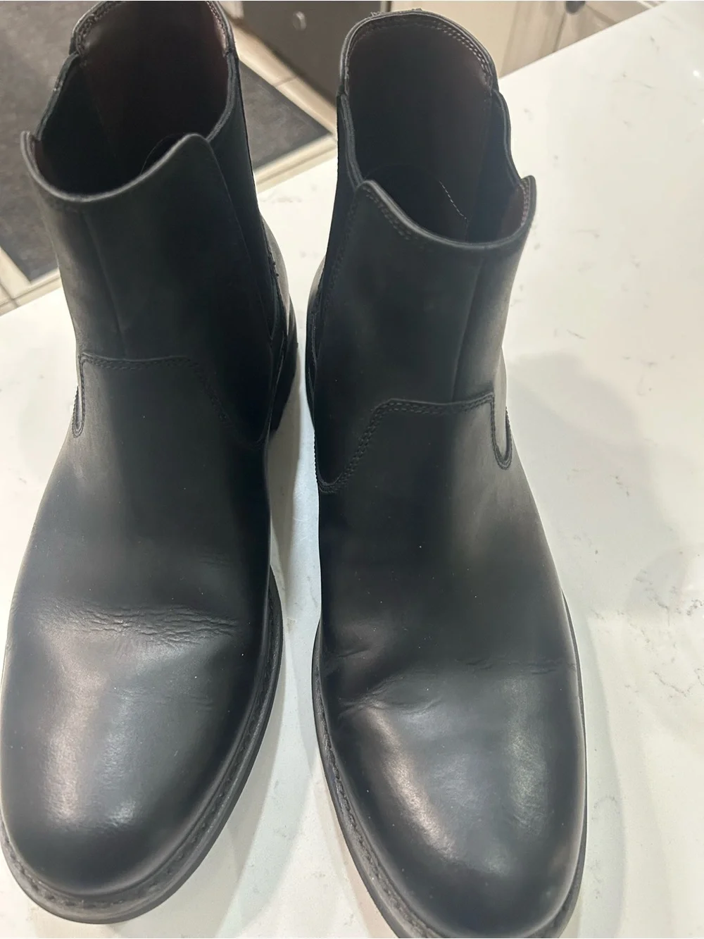 Clarks Men's Black Leather Chukka Boots